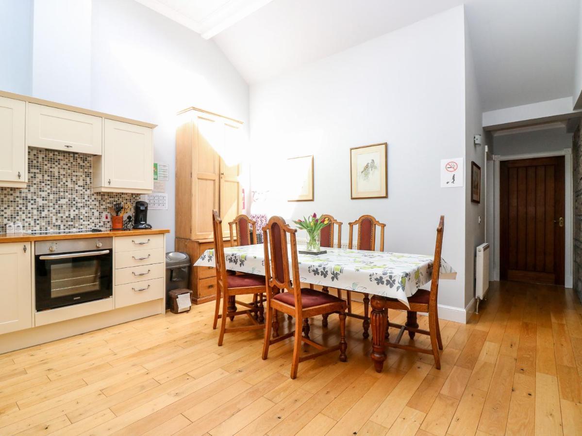 Courtyard Cottage Letham Екстер'єр фото